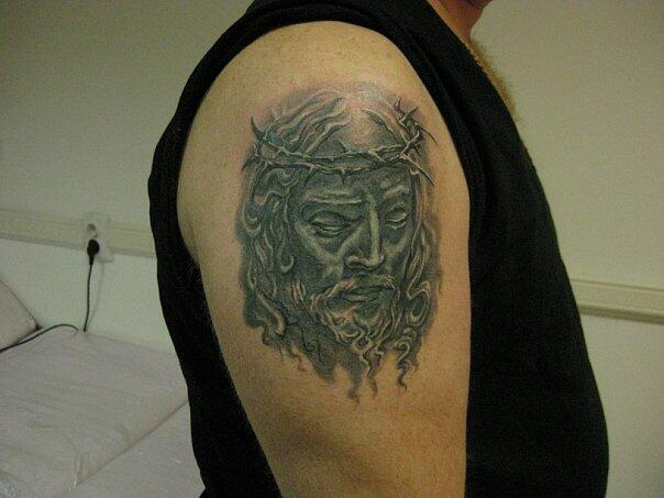 Фото тату Тату иисус христос на плече