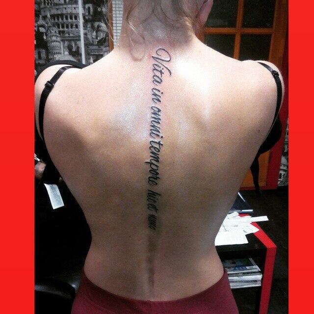 veni vidi vici tattoo shoulder