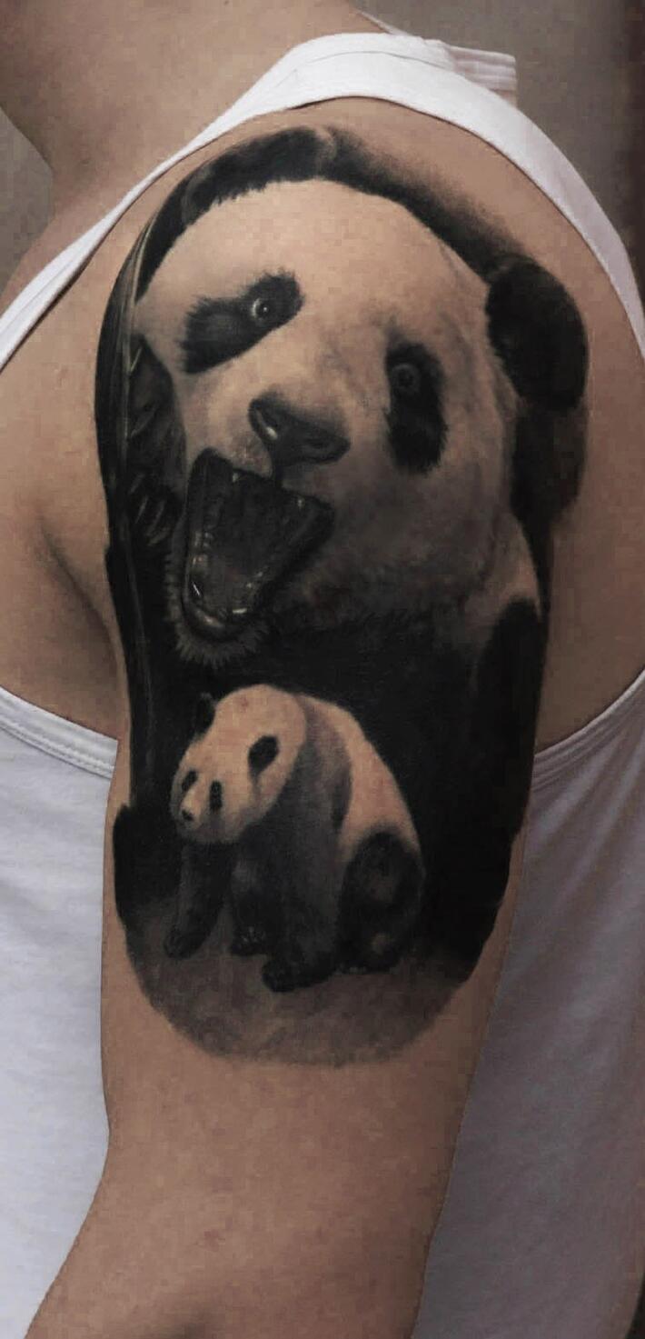 Фото тату Тату панды на плече