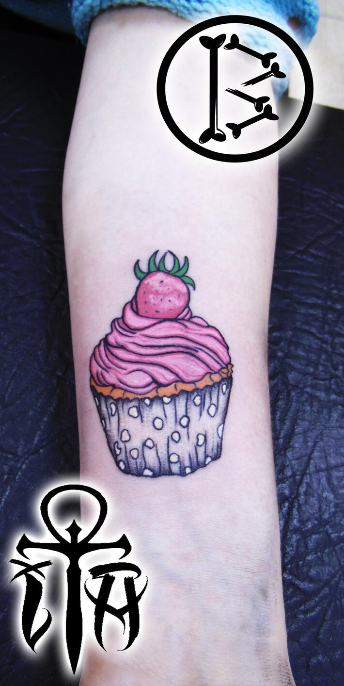 Girly #cupcake from this morning! | Cupcake tattoos, Cupcake tattoo designs,  Candy tattoo