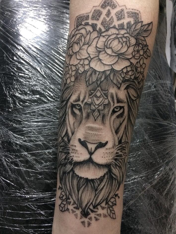 Realistic Lion Tattoo Tutorial - YouTube