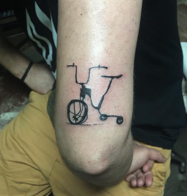 Значение тату велосипед (40+ фото)