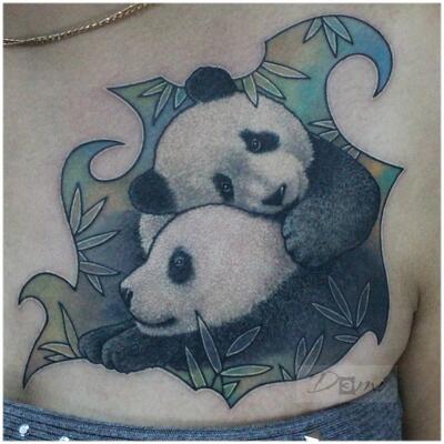 Тату панды на груди