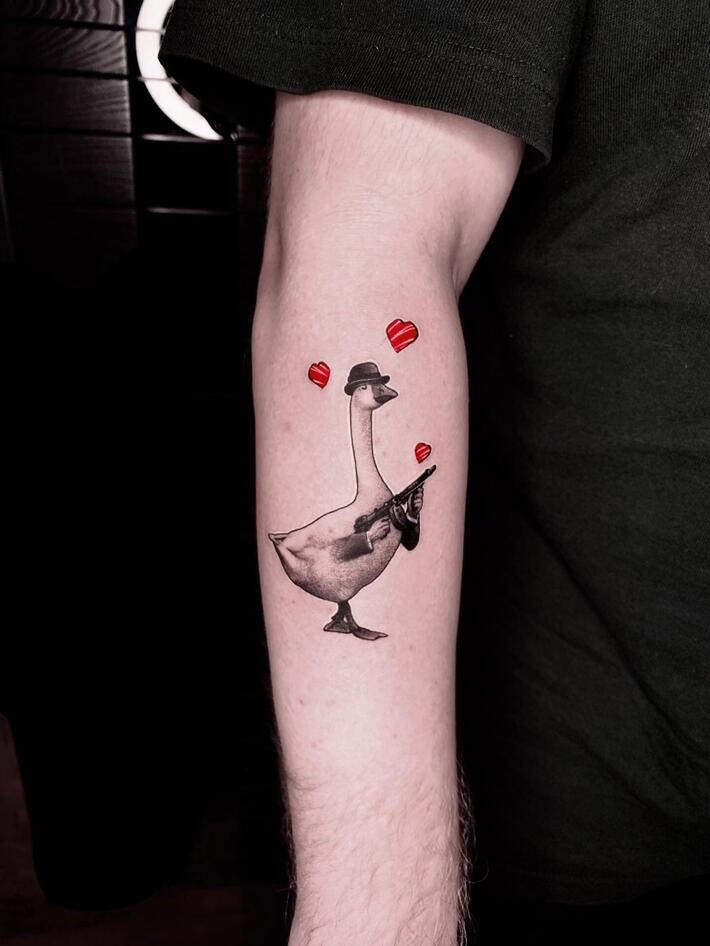 silly goose by liam at tender heart tattoo in norfolk, virginia : r/tattoos