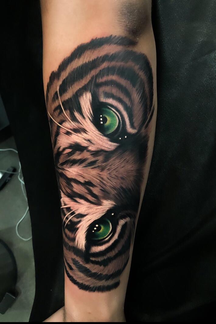 The bigger story behind that postMasters viral Tiger Woods tattoo