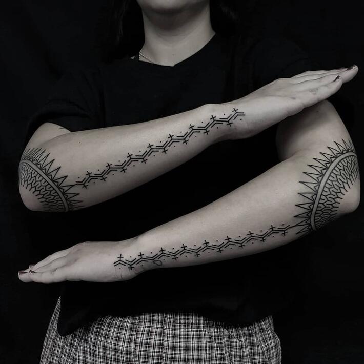 Tattoo uploaded by Manawa Tapu • Tukutuku. #manawatapu #sunsettattoonz  #tamoko #maoritattoo #kirituhi #polynesiantattoo #tribaltattoo #tukutuku  #poutama #taniko #maori #newzealand #auckland #patterntattoo  #geometrictattoo #blackandgrey #blackwork ...