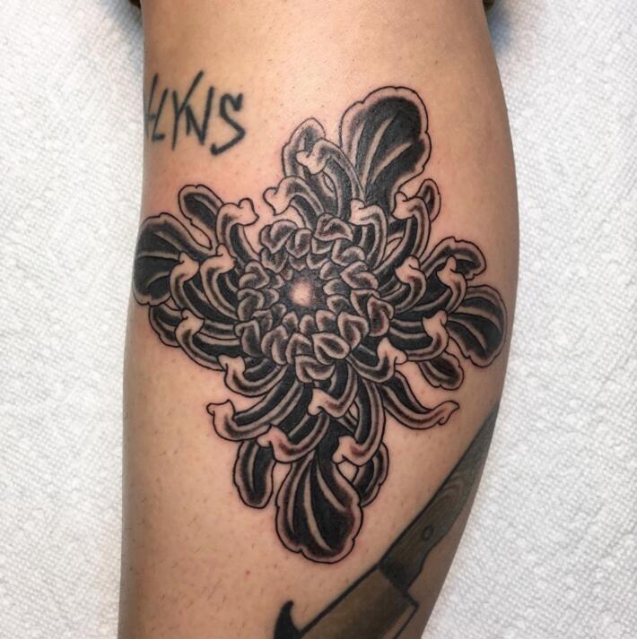 Chrysanthemum done by me (Lex Mae Bennett). Private studio in Wilmington,  NC. : r/tattoos