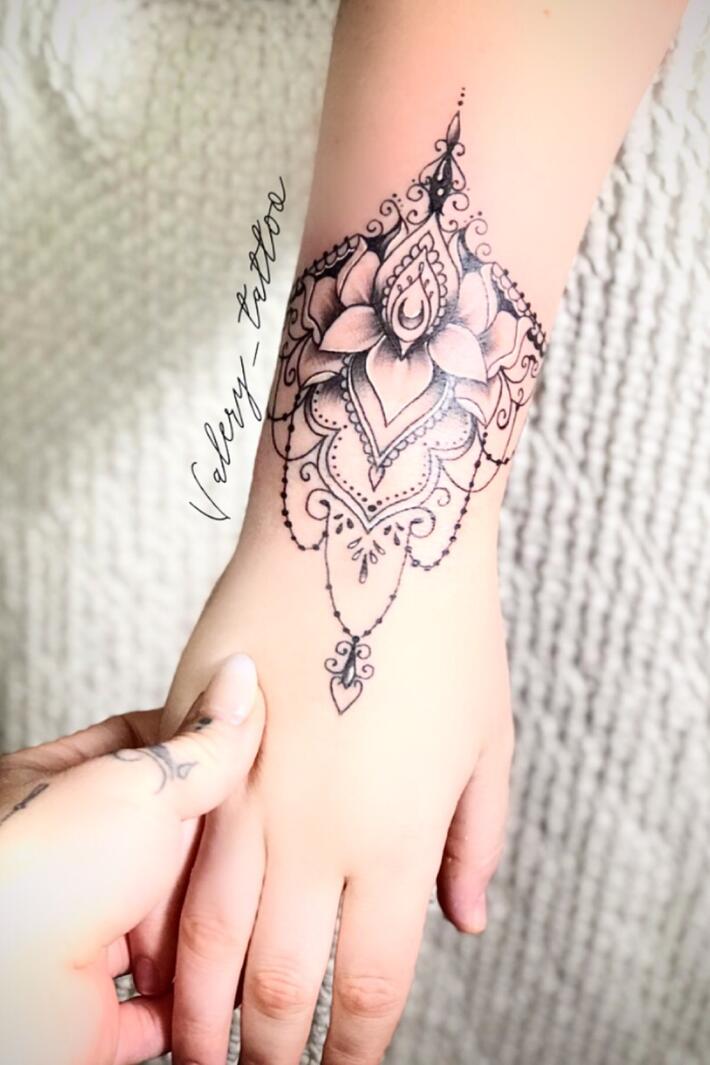Large Lotus Pendant Temporary Tattoos For Women Girls Snake Mandala  Watercolor Rose Flower Fake Tattoo Sticker Arm Body Tatoos - Temporary  Tattoos - AliExpress