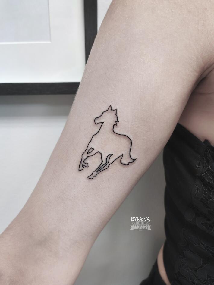 obligatory white pony tattoo : r/deftones