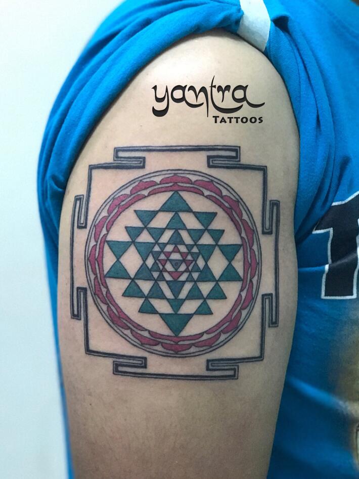 Best 25+ Sri yantra tattoo ideas on Pinterest | Geometry tattoo ...