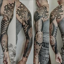 Spider Tattoos, tatuagens e Piercing 1